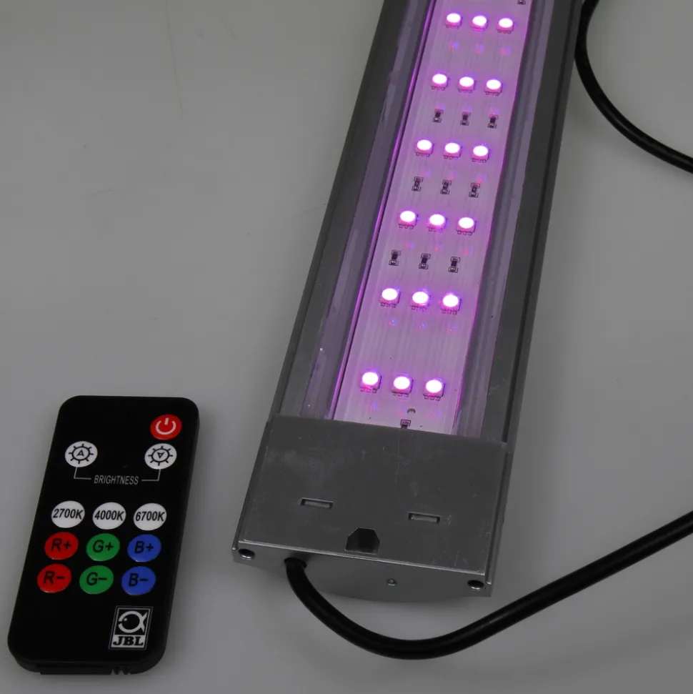 JBL - Rampe d'éclairage Led pour aquarium, Solar Effect 21W - 1149 à 1200mm